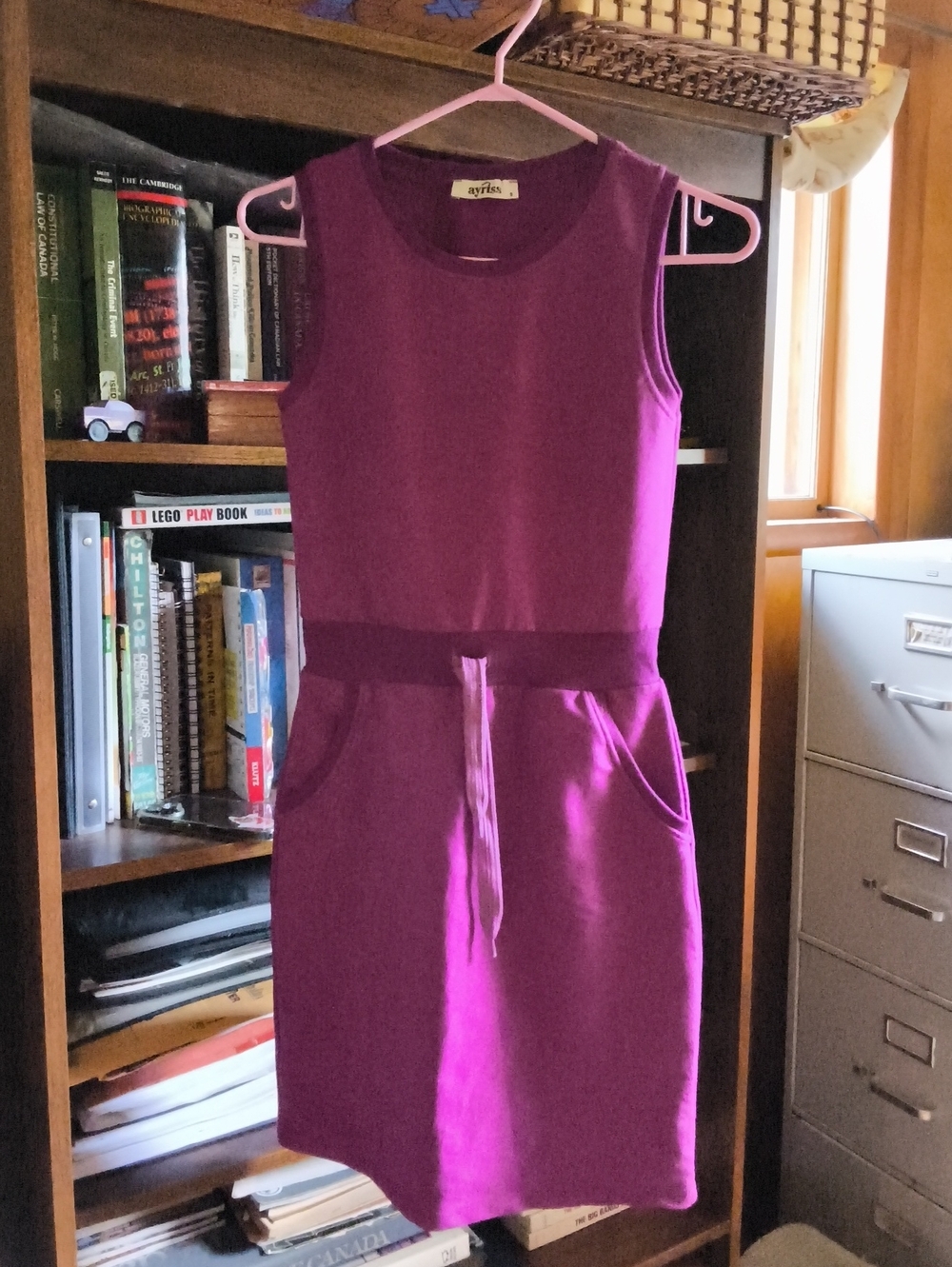 Sleeveless Tie-Waist Mini Dress in Maroon